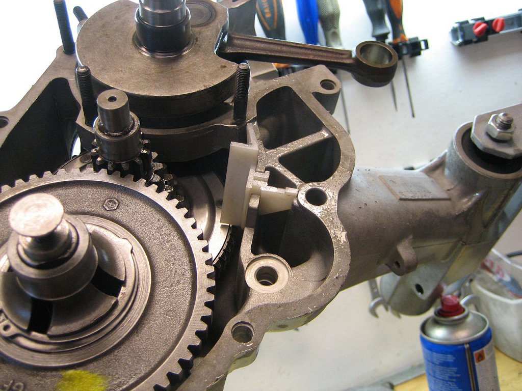 Vespresso-P200-85-Motorblok-Opbouw-051.jpg