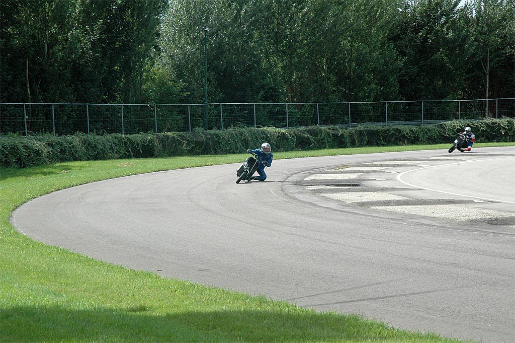 DSC-1615a.jpg