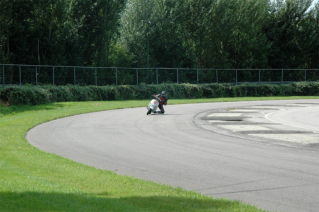 DSC-1619a.jpg
