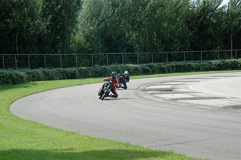 DSC-1621a.jpg