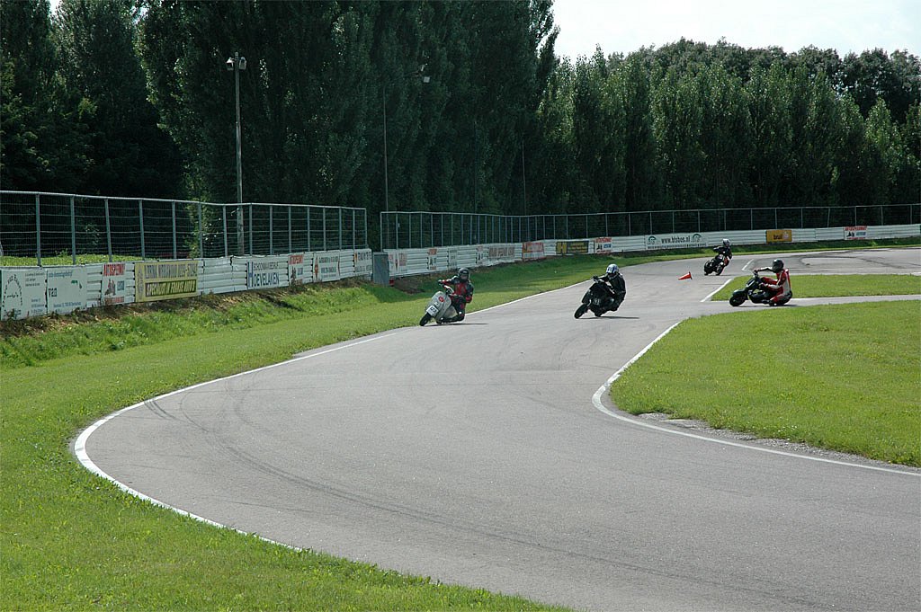 DSC-1650a.jpg