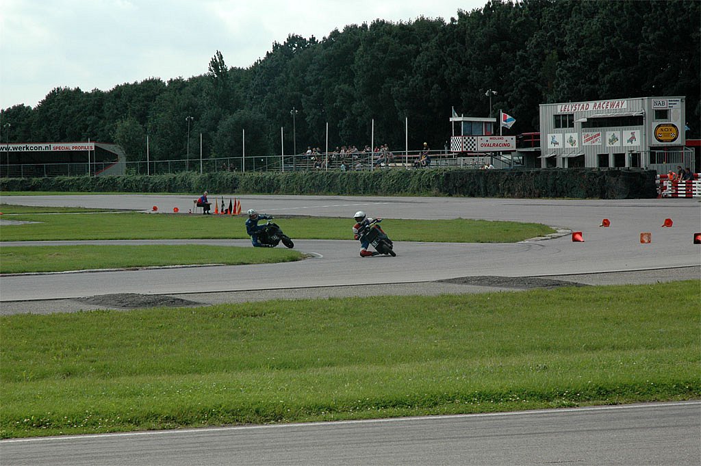 DSC-1663a.jpg